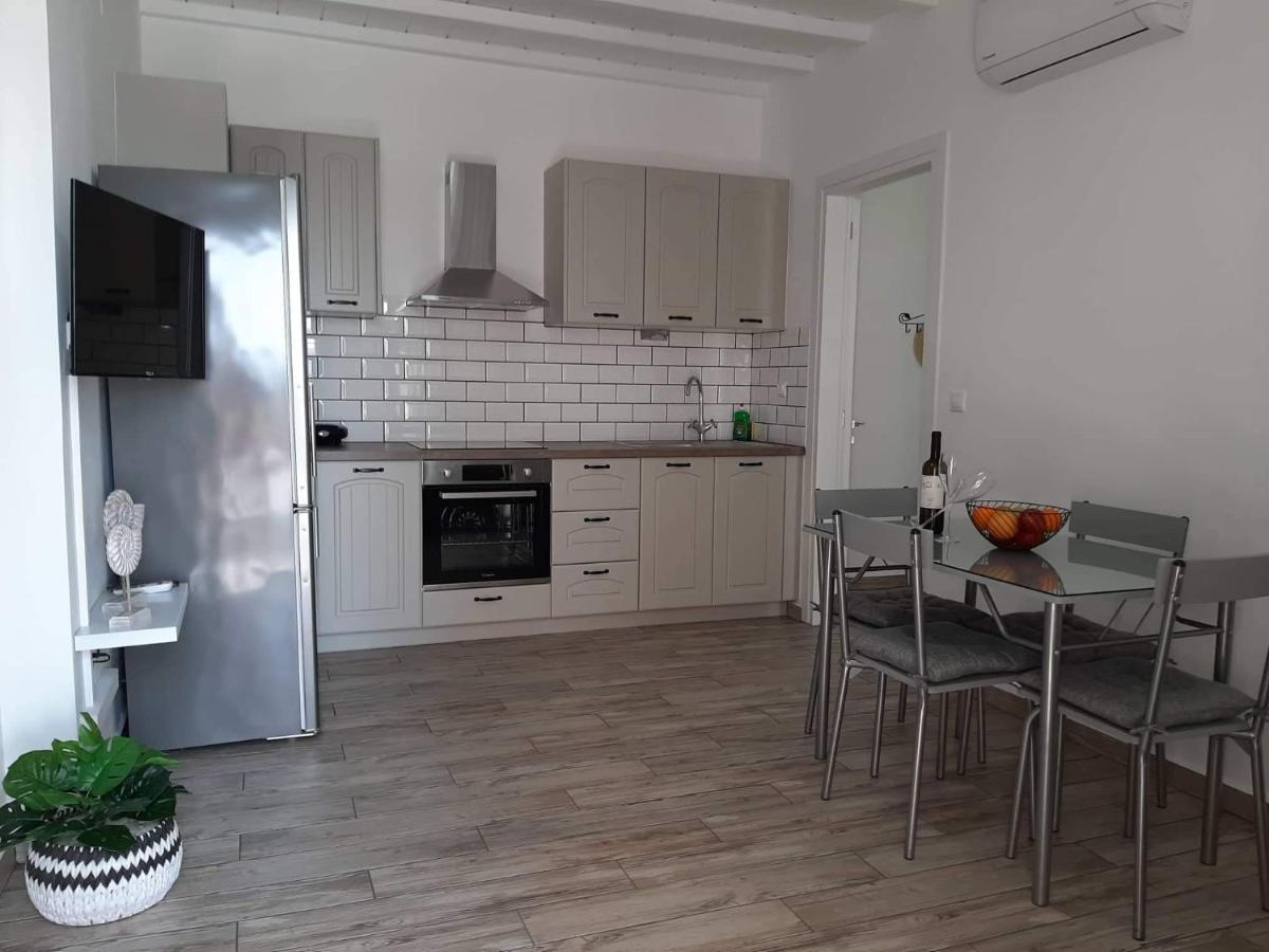 Appartamento Alisachni Kini Esterno foto