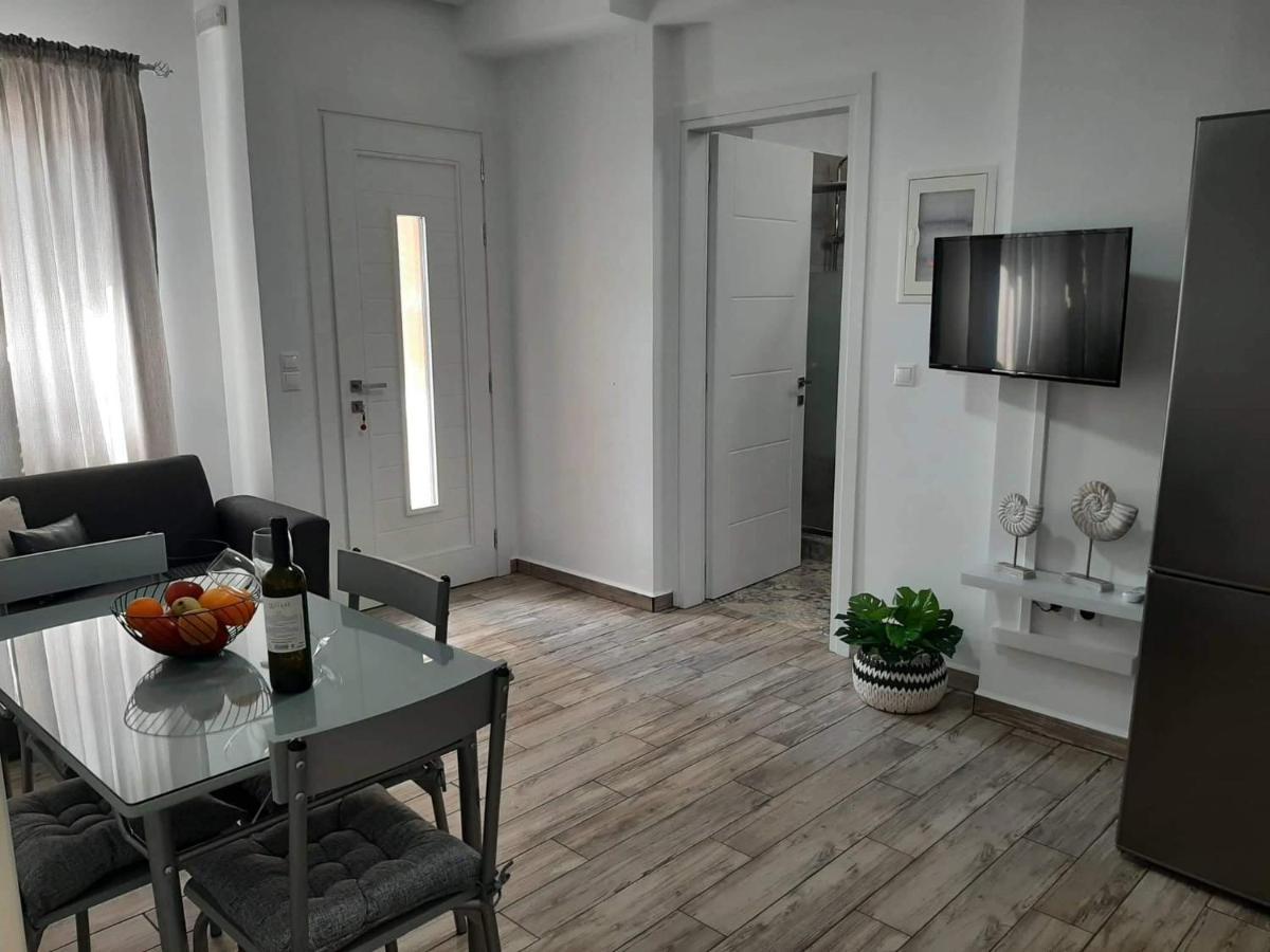 Appartamento Alisachni Kini Esterno foto