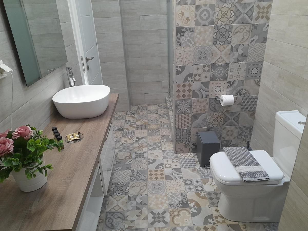 Appartamento Alisachni Kini Esterno foto