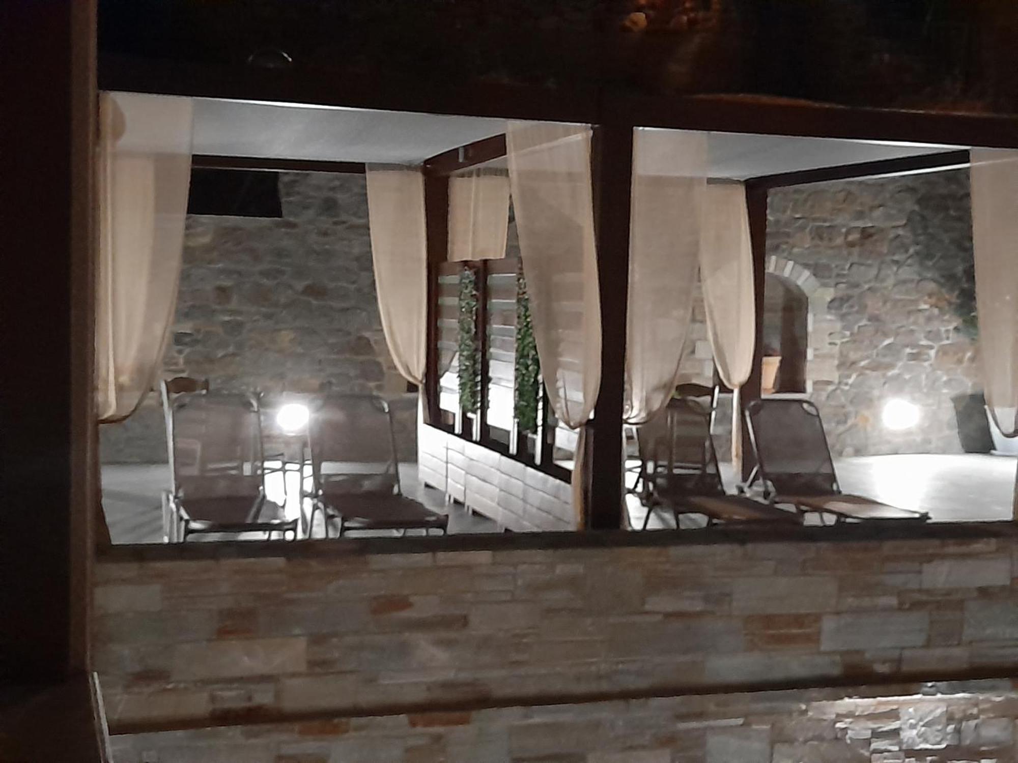Appartamento Alisachni Kini Esterno foto